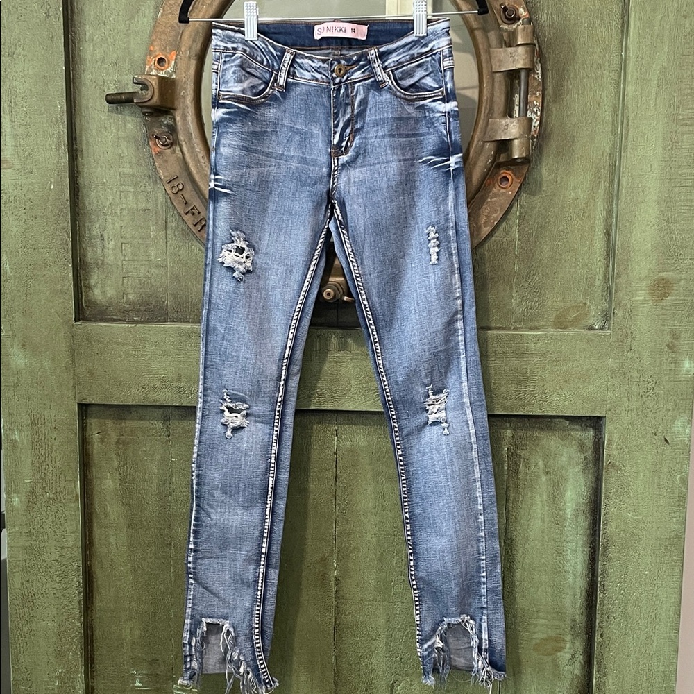 So Nikki Ripped Denim Skinny Jeans